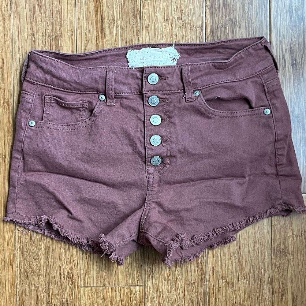 Alter’d State Women's Shorts Denim Cuttoffs Frayed Raw Hem Size 27 Maroon - Picture 1 of 3